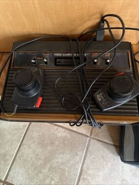 Atari 2600 original Retro Console Power/Peripheral Cables - Black untested